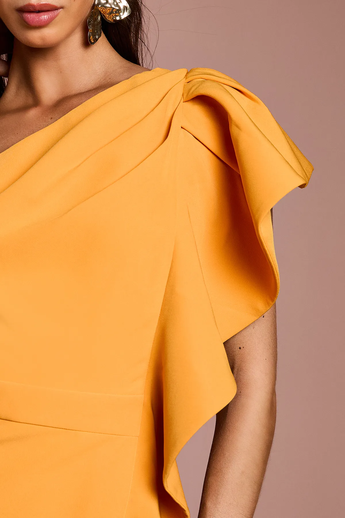 View product One Shoulder Ruffle Crepe Pencil Midi Dress - foto 4