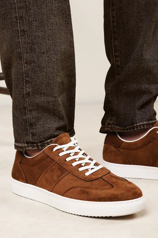 Clark Low Cut Lace Up Trainers